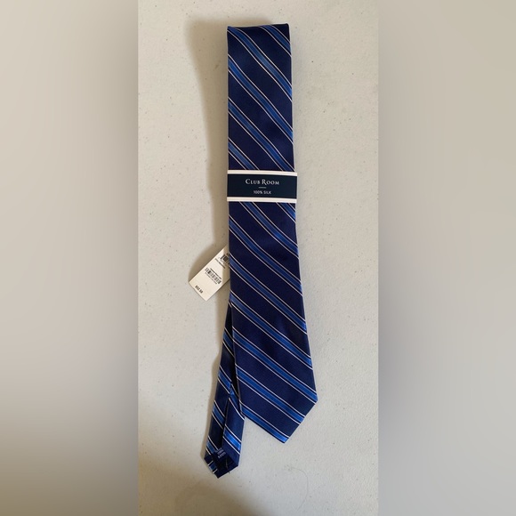 Club Room Other - NWT Club Room Classic Blue Stripe Silk Tie